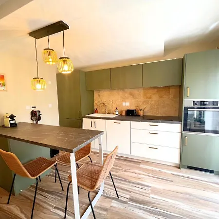 Superbe Studio Avec Coin Nuit *