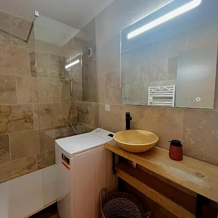 Superbe Studio Avec Coin Nuit * Carqueiranne